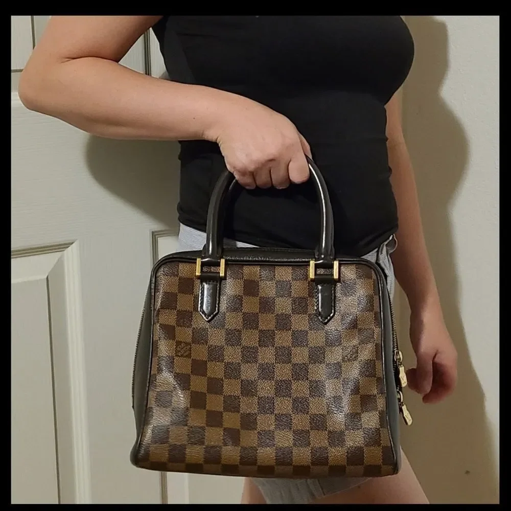 💯 Authentic Damier Louis Vuitton Brera 🍀